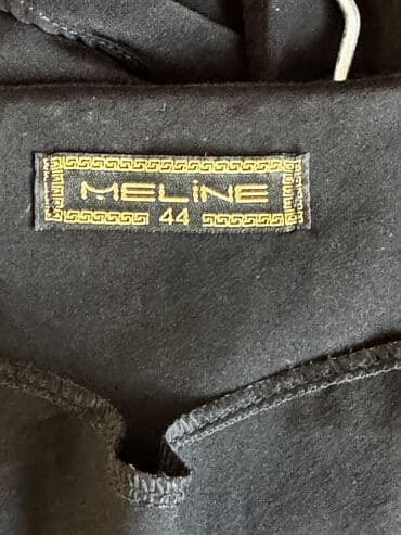 детская обувь на заказ: Qara rəngli qadın paltarı - Model: sərbəst, düz kəsim - Boyun — 3