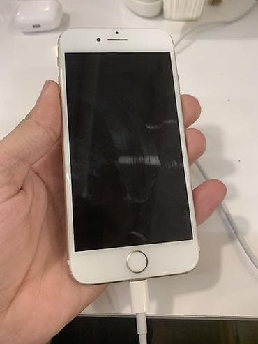 mobil telfonlar: IPhone 7, 32 GB, Qızılı, Barmaq izi — 3