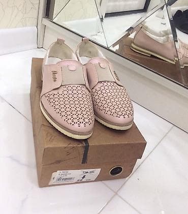 deri canta: Pembe rəngli qadın loaferləri - Brend: Pembe (yan hissədə metal logo) — 1