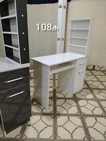 masa restoran: Manikür üçün masa — 3