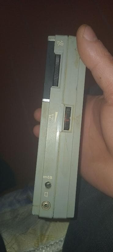 radiolar: NEЙВА RP-305 portativ radiopriyomnik Ereb olkeler - İstehsal: SSRİ — 4