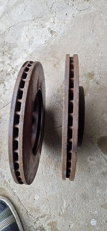 disk lada: Avtomobil üçün ventilyasiyalı ön əyləc diskləri (cüt) - Material — 3