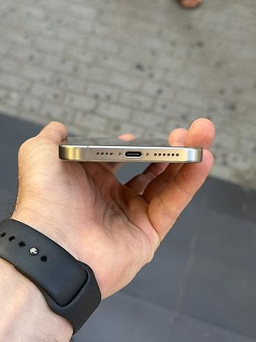 iphone 3gs: IPhone 15 Pro Max, 256 GB, Natural Titanium, Face ID — 5