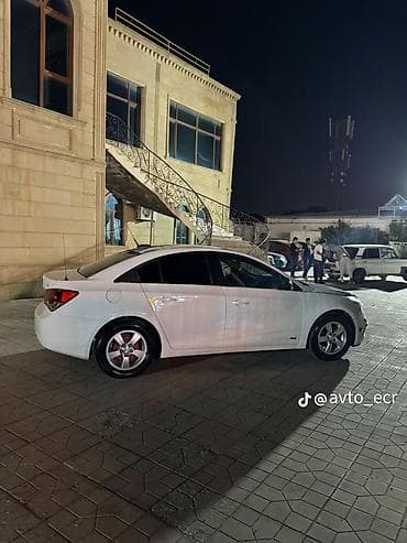 barter maşınla: Chevrolet Cruze: 1.6 l | Sedan — 2