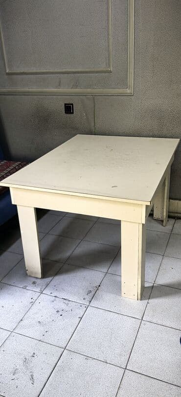 стол для переговоров овальный: Гостиный стол, Нераскладной, MDF, Квадратный стол — 1