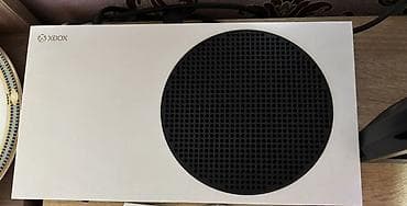 Xbox Series S: Xbox Series S oyun konsolu və ağ rəngli Xbox Wireless Controller — 2