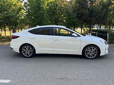 hw 8 pro max: Hyundai Elantra: 1.6 l | 2019 il Sedan — 3