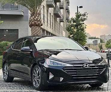 mersedes s klass: Hyundai Elantra sedan – qara rəng, zərif və dinamik dizayn. Texniki — 8