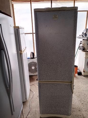 İşlənmiş 2 qapılı Indesit Soyuducu Satılır, rəng - Boz