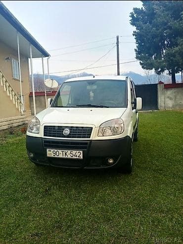 Fiat Doblo: 1.4 l | 2006 il 360000 km Van body type