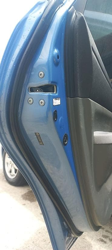 pirus 40 kuza: Toyota Prius: 1.5 л | 2007 г. Хэтчбэк — 5