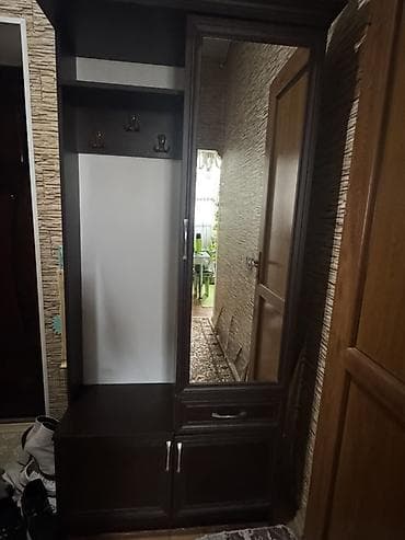 pol dik: İşlənmiş, 2 qapılı, Güzgülü, Qəhvəyi, Digər material, Açılan, Düz dolab — 2