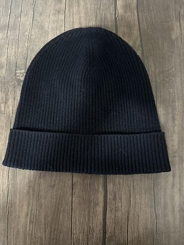 Qara trikotaj papaq (beanie) - Rəng: klassik qara - Model: qatlanan — 2