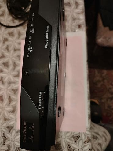 online komputer isi: Cisco 876 (Cisco 800 Series) ADSL/ADSL2+ yönləndirici Xüsusiyyətlər — 1