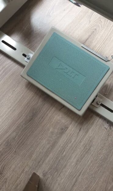 Tikiş maşınları: Tikiş maşını 400 manat Çox səliqəli istifadə olunub, tam işlək — 2