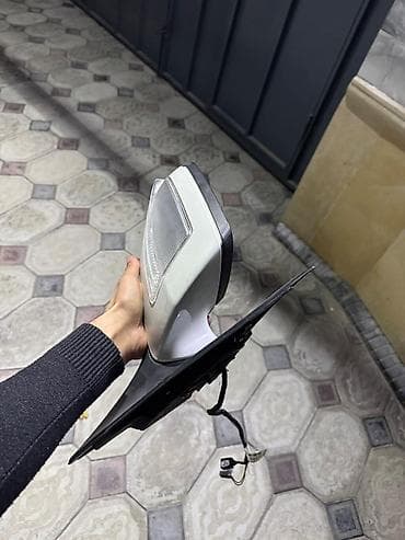 Motonəqliyyat: Məhsul: Avtomobil üçün yan güzgülər komplekti (sol və sağ) — 2