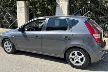 фольксваген гольф 1 4: Hyundai i30: 1.4 л | 2009 г. Хэтчбэк — 4