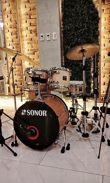 SONOR akustik baraban dəsti - Brend: SONOR - Korpus: təbii ağac
