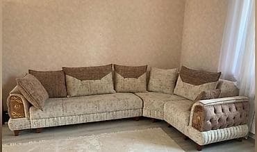 divan satisi: Divan satılır 650₼. Açılır bazası var. Ölçü 3/1.7. Ünvan Ləiş — 1