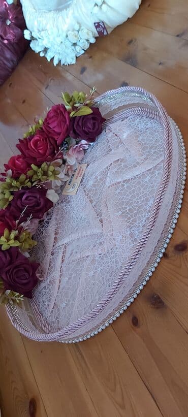 iplerin qiymeti: Şirni xoncasi bol ciceklərlə bəzədilmiş. Dekorativ məqsədlər üçün — 1