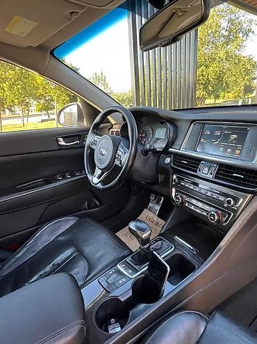 Kia Optima: 2.4 l | 2016 il — 9
