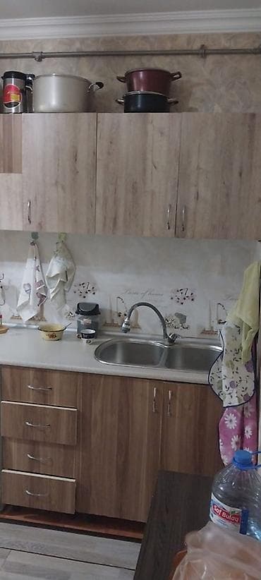 Квартиры: Kirayə verilir: 4)otaq - Geniş mətbəx: üst-alt dolab dəsti, ikiqablı — 1