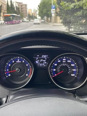 Avtomobil satışı: Hyundai Elantra: 1.8 l | 2015 il Sedan — 8