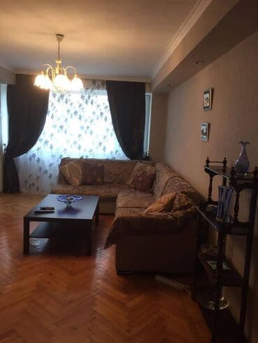 union park 7 mikrorayon kiraye evler: Bayilda 10 mertebeli binanın 7-ci mərtəbəsində yerləşən ümumi sahəsi — 16