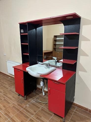 Салонная, медицинская мебель: Bərbər salonu üçün komplekt mebel və avadanlıq - İki tərəfli işləməyə — 2