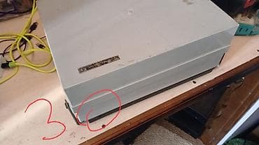 elektron gitara per page 40: Salam. qiymətlər üstündə yazılıb. hamsın alana yaxşı endirim — 5