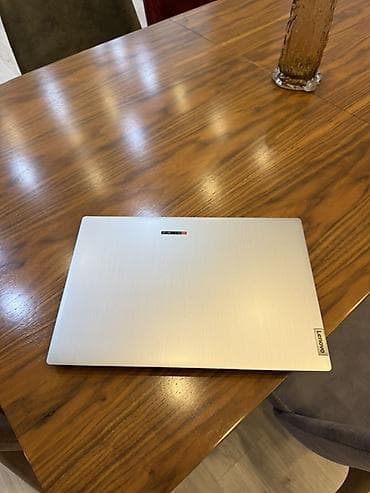 en ucuz komputer: Lenovo IdeaPad 3 noutbuk - Modell: Lenovo IdeaPad 3 - Prosessor — 1