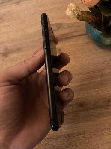 irshad telecom iphone 7: IPhone 7, 32 GB, Qara, Barmaq izi — 1