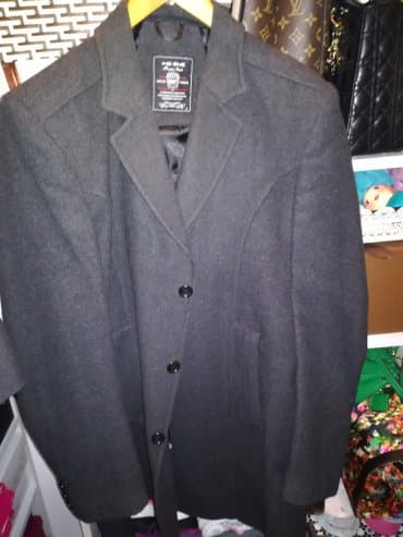 дождевик купить в баку: Palto. Qarali seri rəng təmiz yun. Kapsonkasida var. İstəyəndə — 8