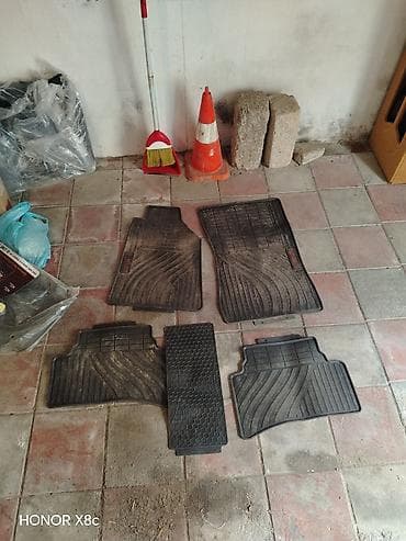 Avtomobil üçün ayaqaltı, Rezin lalafo.az -da Avtomobil üçün ayaqaltı, Rezin