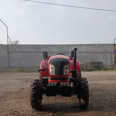 hyundai i20 qiymeti: Dongfeng DF304A traktor - Güc: təxminən 30 a.g. (DF304A seriyası) - — 3