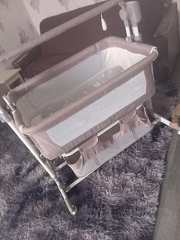 bed: Oğlan və qız üçün, İşlənmiş, Dördbucaq, Beşik, Dəst ilə, Matras ilə, Yellənmə mexanizmsiz — 2