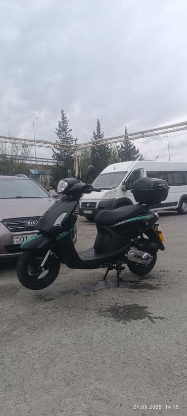 ZigZag şəhər skuterı - Rəng: mat qara, heç bir problemi yoxdur otur