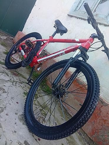 Assalam aleykum . 26- lıqdır .Təkərlər əla vəziyyətdədir . Skoruslar — 5