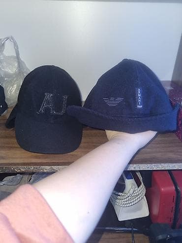 Original ARMANI JUNIOR İki ədəd “AJ” loqolu kepka. Bir ədədi qara — 6