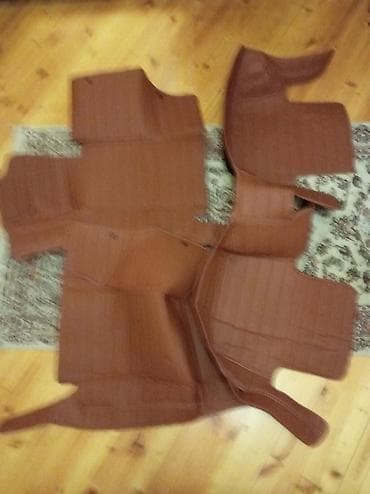 Avtomobil üçün ayaqaltı, Dəri