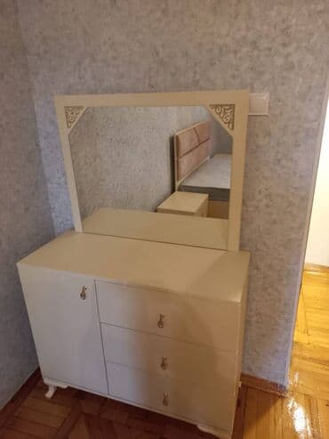 kend ehmedlide kiraye evler 2023: Nizami rayonu,Neftçilər metrosu yaxınlığı,Naxcivaniski küçəsi,(məlhəm — 8