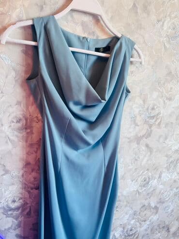 don ziyafət: 1 dəfə geyinilib. Dizdən biraz aşağıdır — 1