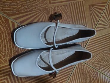 Ölçü: 36.5, rəng - Bej, Yeni