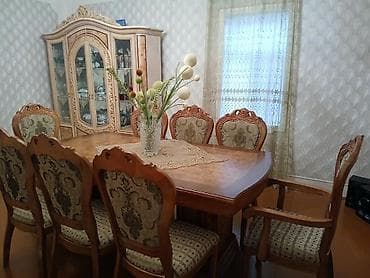 Qonaq otağı üçün, Açılmayan, Oval masa, 8 stul