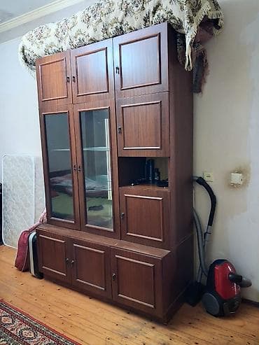 Vitralı qonaq otağı şkaf-divan modulu ünvan Hövsan - Material: taxta — 1