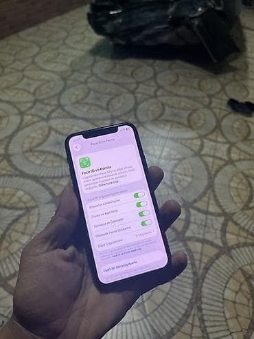 poco x3 yeni: IPhone 11 Pro, Qara, Face ID — 8