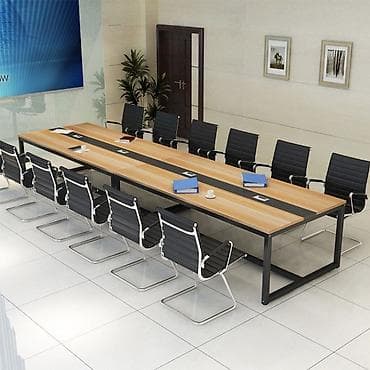 Açılmayan, Dördbucaq masa, 12 stul — 1