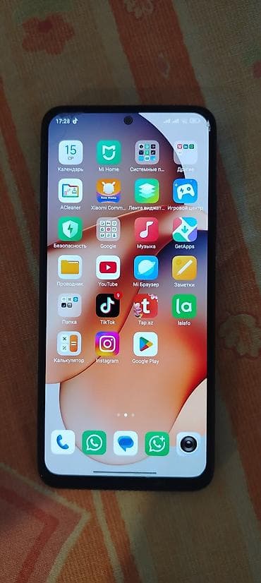 galaxy note: Xiaomi Redmi Note 12 (görsellərdə) - Ekran: 6.67" AMOLED, mərkəzi — 3