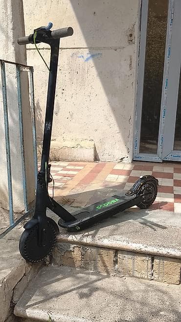 Elektrik skuteri – SCOOBA - Rəng: qara, yaşıl “SCOOBA” loqolu gövdə — 3