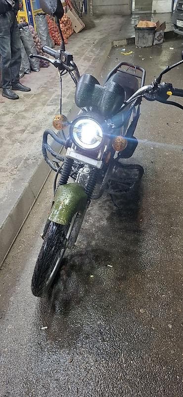 015 maşın: 50 sm3, 376 km — 4